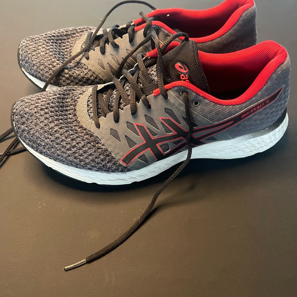 ASICS Men's Black and Red Athletic Shoes
